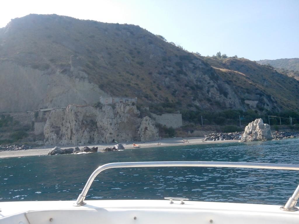 Villetta Singola "Lilla" Ali Terme Szoba fotó