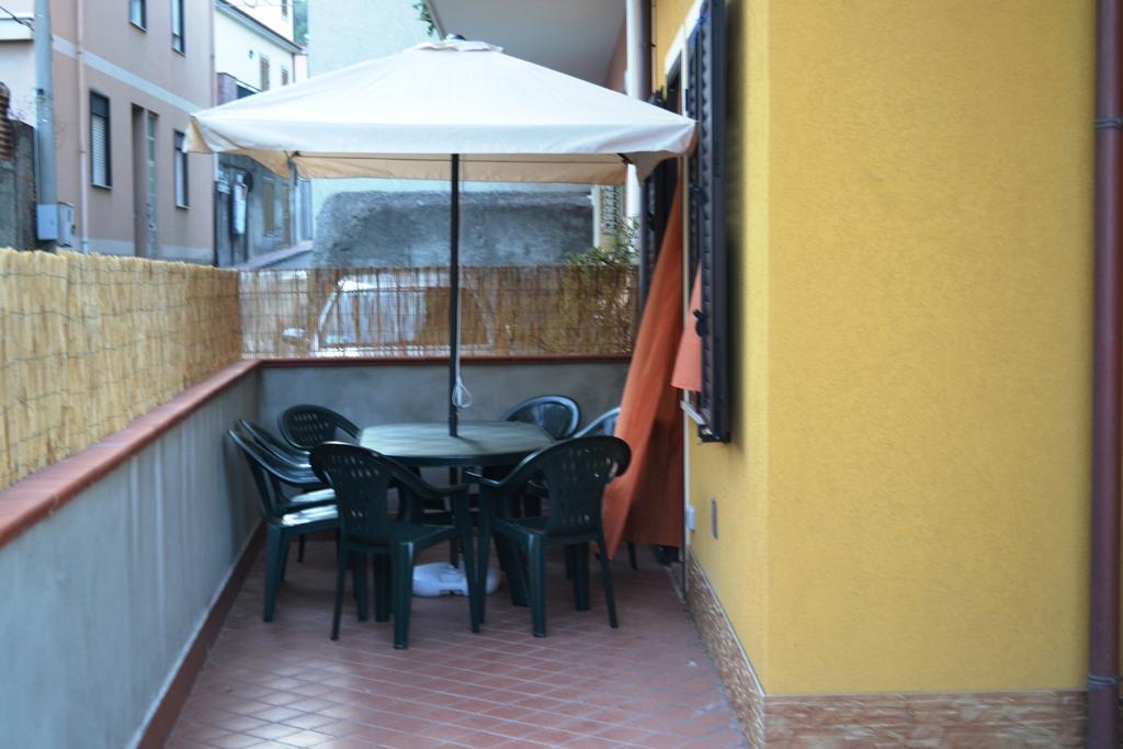Villetta Singola "Lilla" Ali Terme Szoba fotó